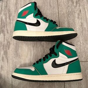 Wmns Air Jordan 1 Retro High OG ‘Lucky Green’